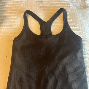 Lululemon Ebb to street tank.